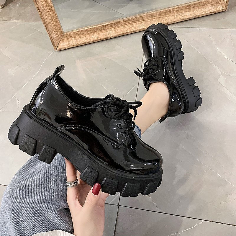 Sepatu Wanita Kasual Serbaguna - Crossfit Gear For Women ulasan dan harga